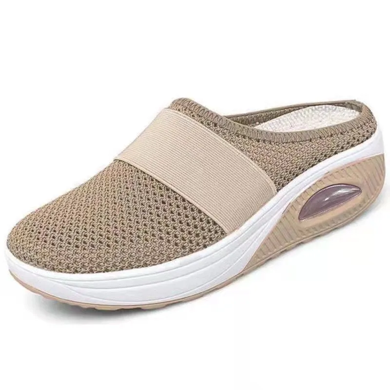 Air-cushioned slip-on walking shoes
