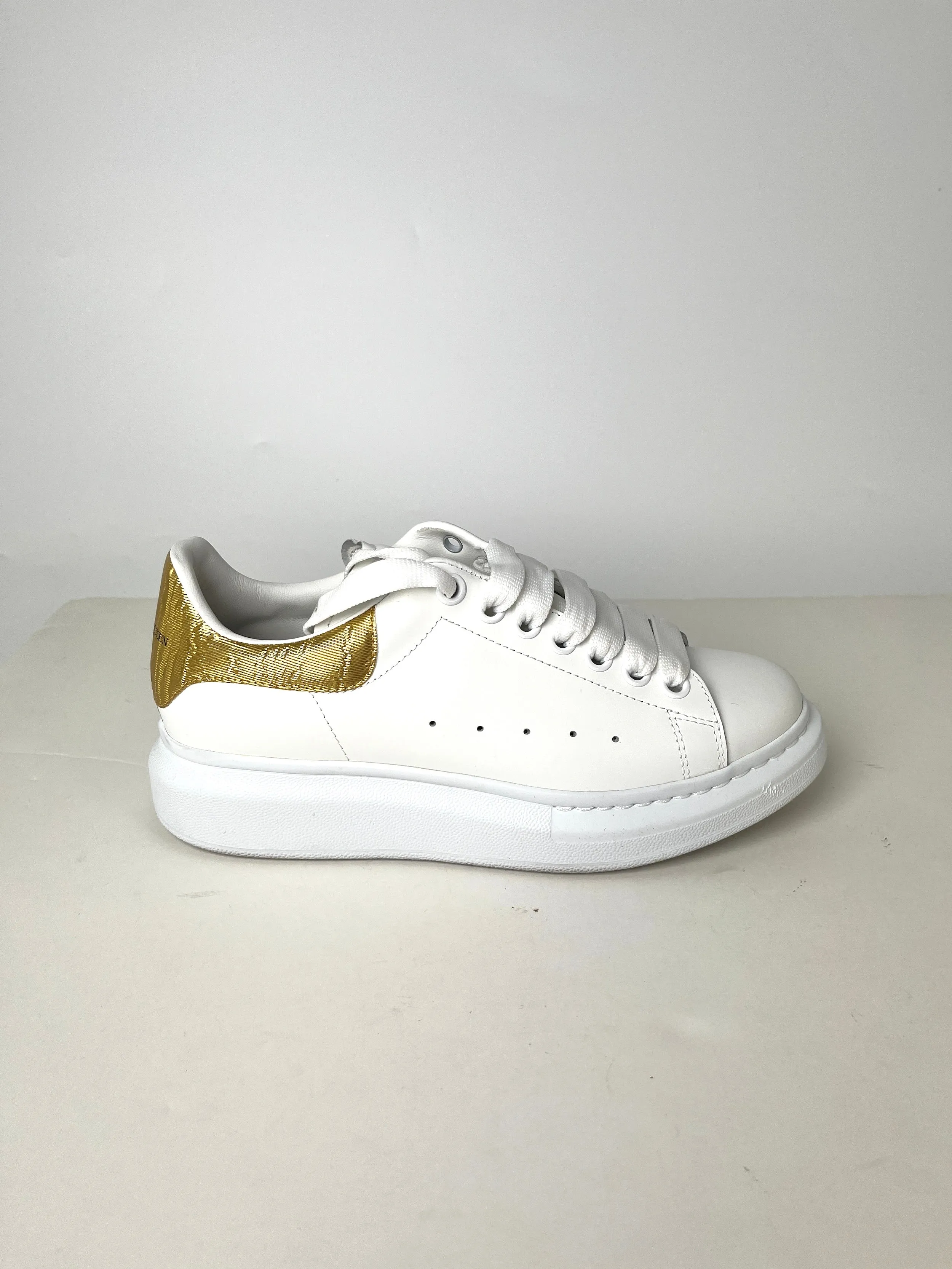 Alexander McQueen Larry White Gold Leather Platform Sneakers 38.5 7