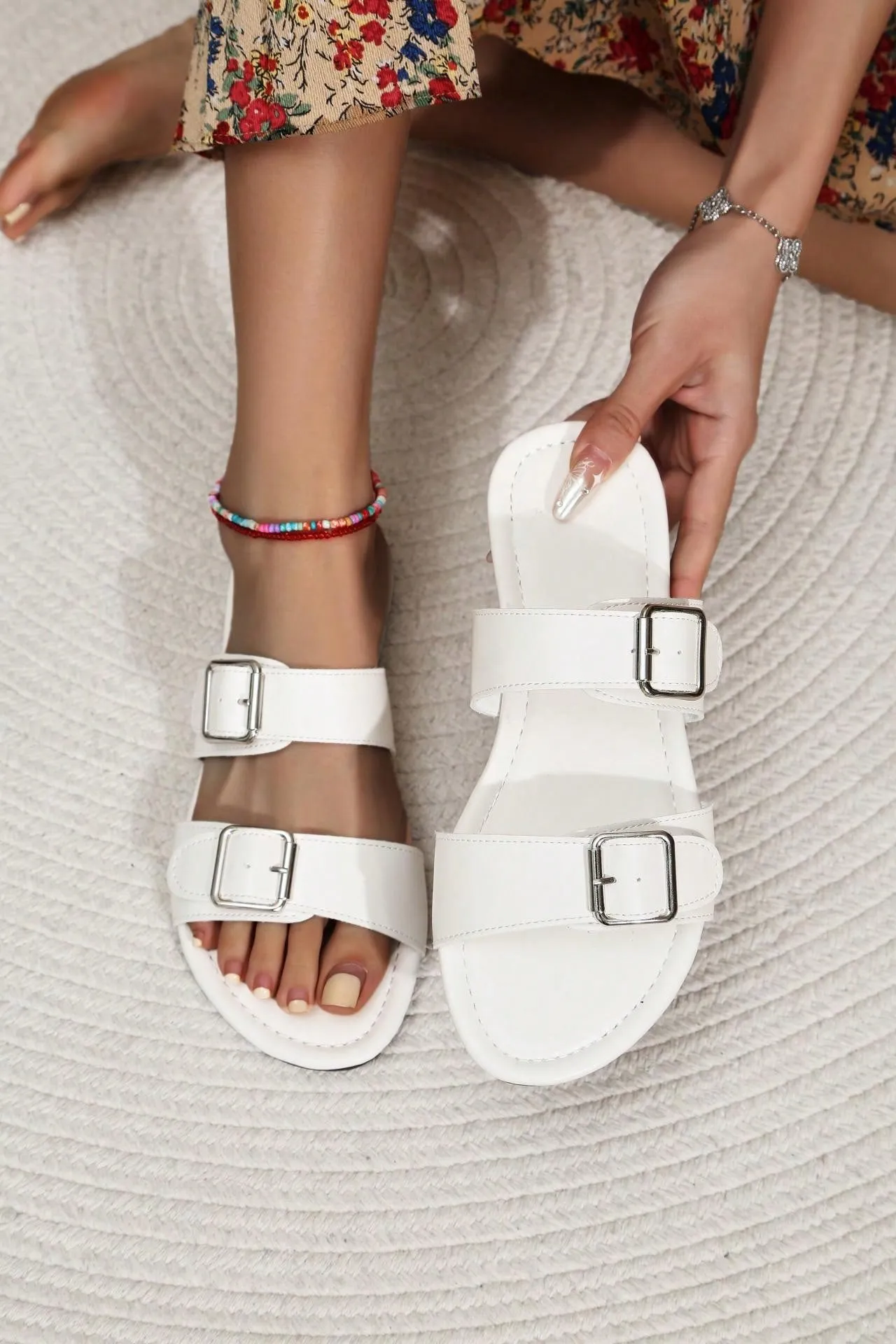 Double Metal Buckle Round Toe Comfortable Outdoor Casual Flat Slippers