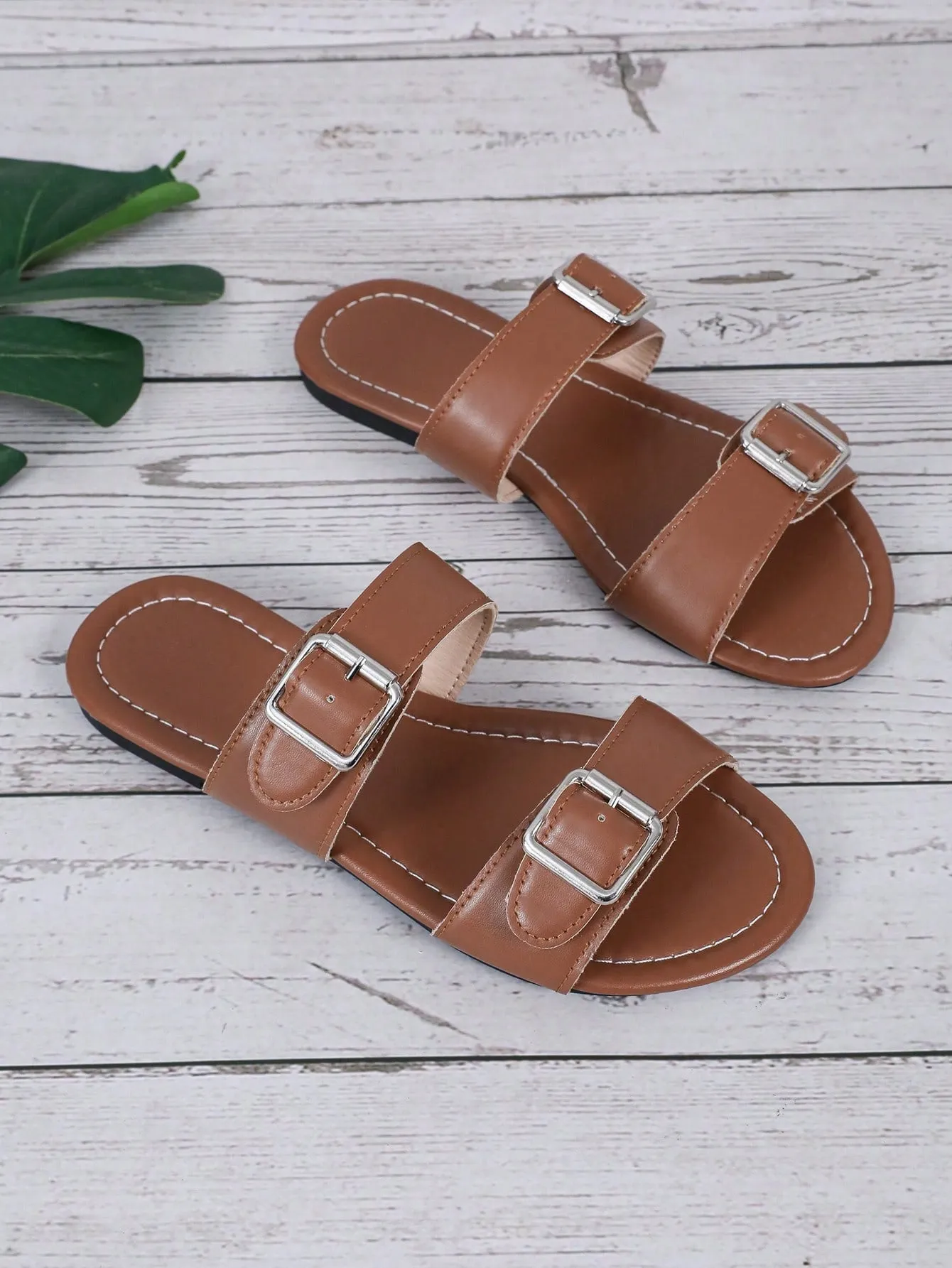 Double Metal Buckle Round Toe Comfortable Outdoor Casual Flat Slippers