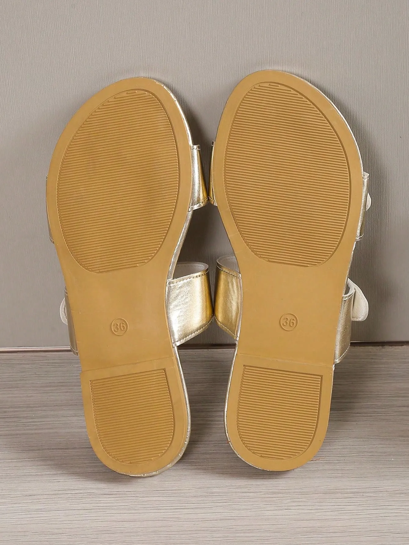 Double Metal Buckle Round Toe Comfortable Outdoor Casual Flat Slippers