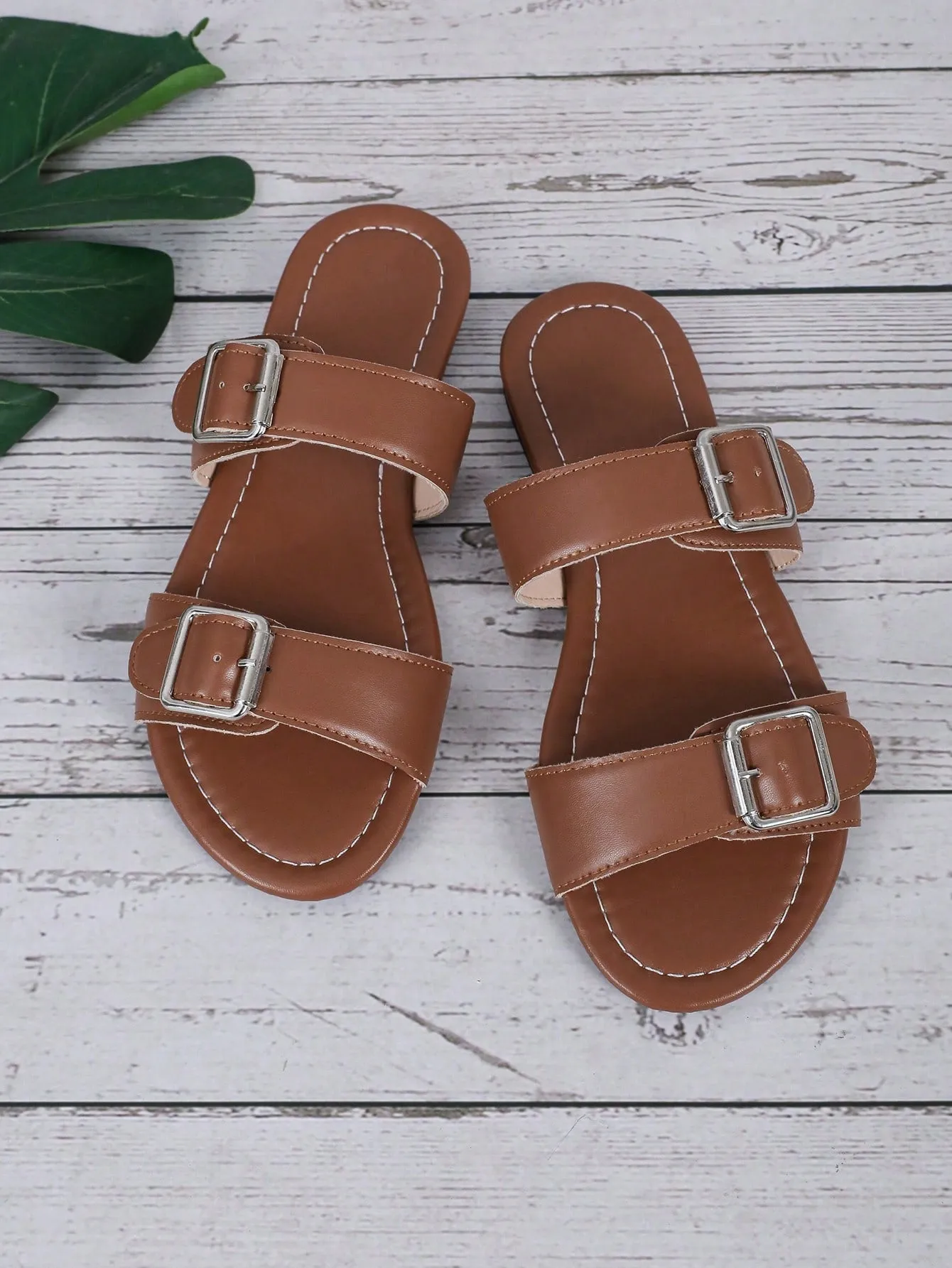 Double Metal Buckle Round Toe Comfortable Outdoor Casual Flat Slippers