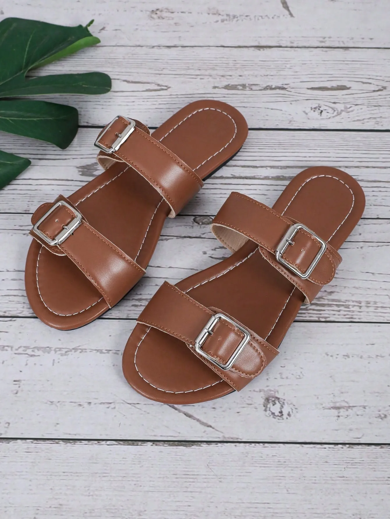 Double Metal Buckle Round Toe Comfortable Outdoor Casual Flat Slippers