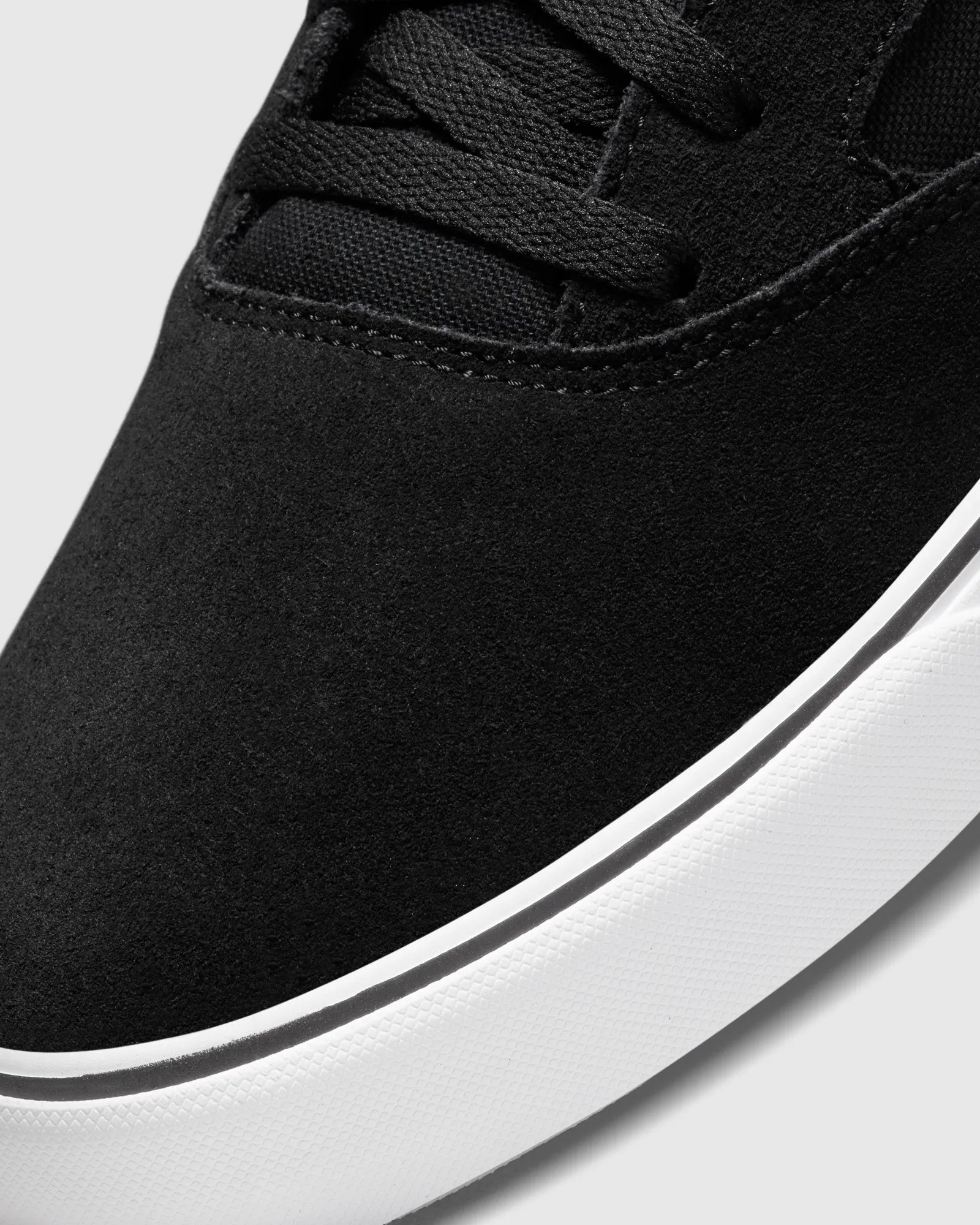 MENS NIKE SB CHRON 2 SKATE SHOES