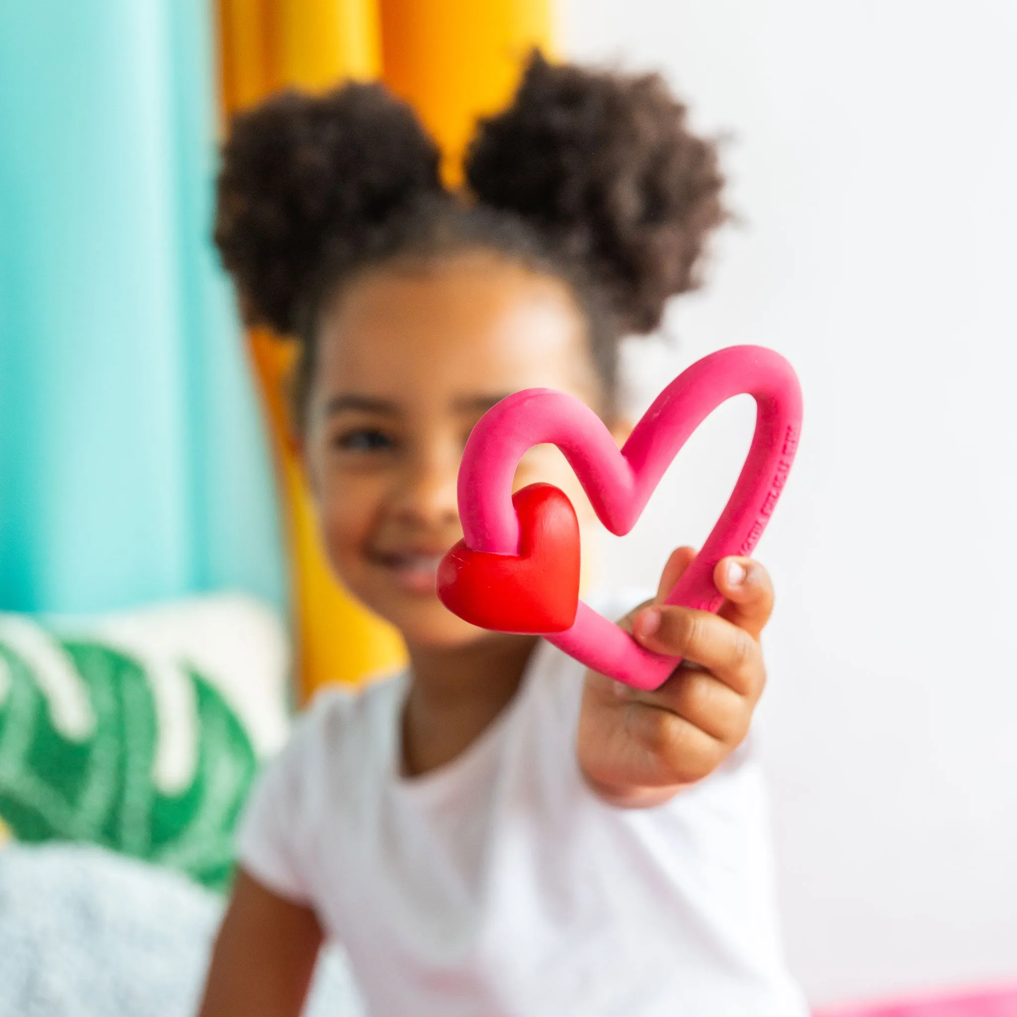 Oli & Carol x Agatha Ruiz De La Prada Heart Teether