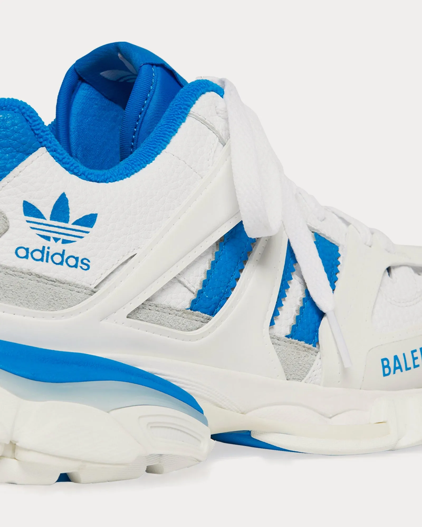 Track Forum White / Blue Low Top Sneakers